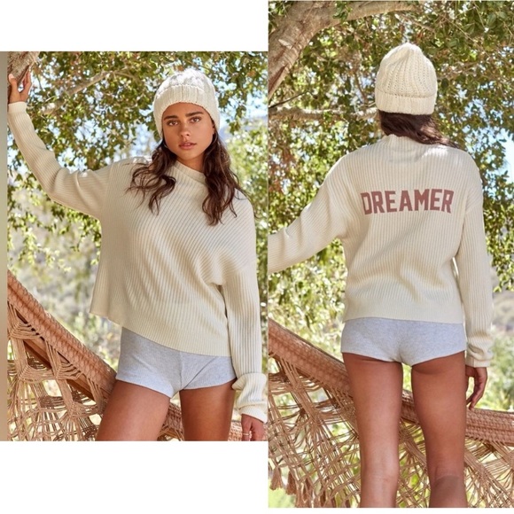 Spiritual Gangster Dreamer Mock Neck
Sweater Cream Large - Picture 1 of 12